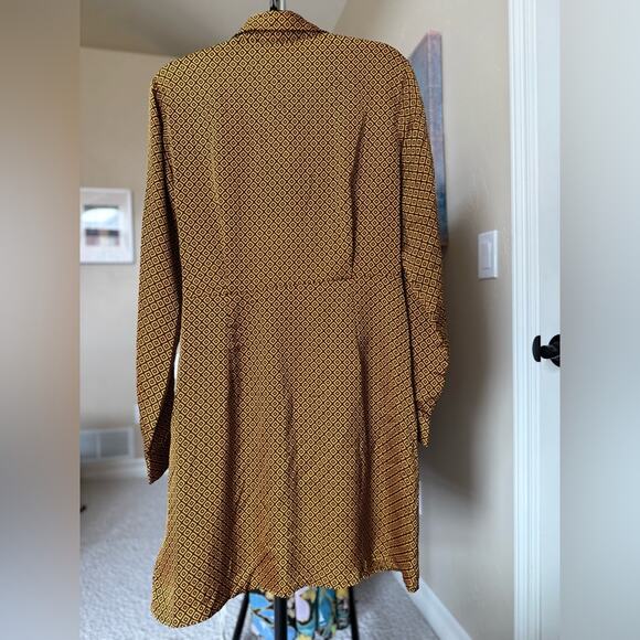 Michael Kors Button Down Tie Shirt Dress in Marigold Black Women’s Large - Picture 6 of 6